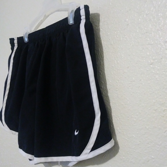 Nike Dri-Fit Black Running Shorts - Picture 4 of 8